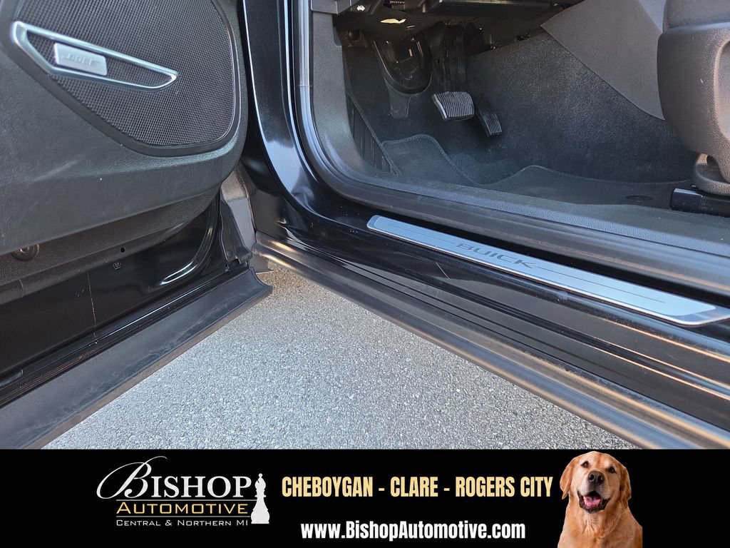 Used 2024 Buick Envision Preferred AWD/4WD image 11