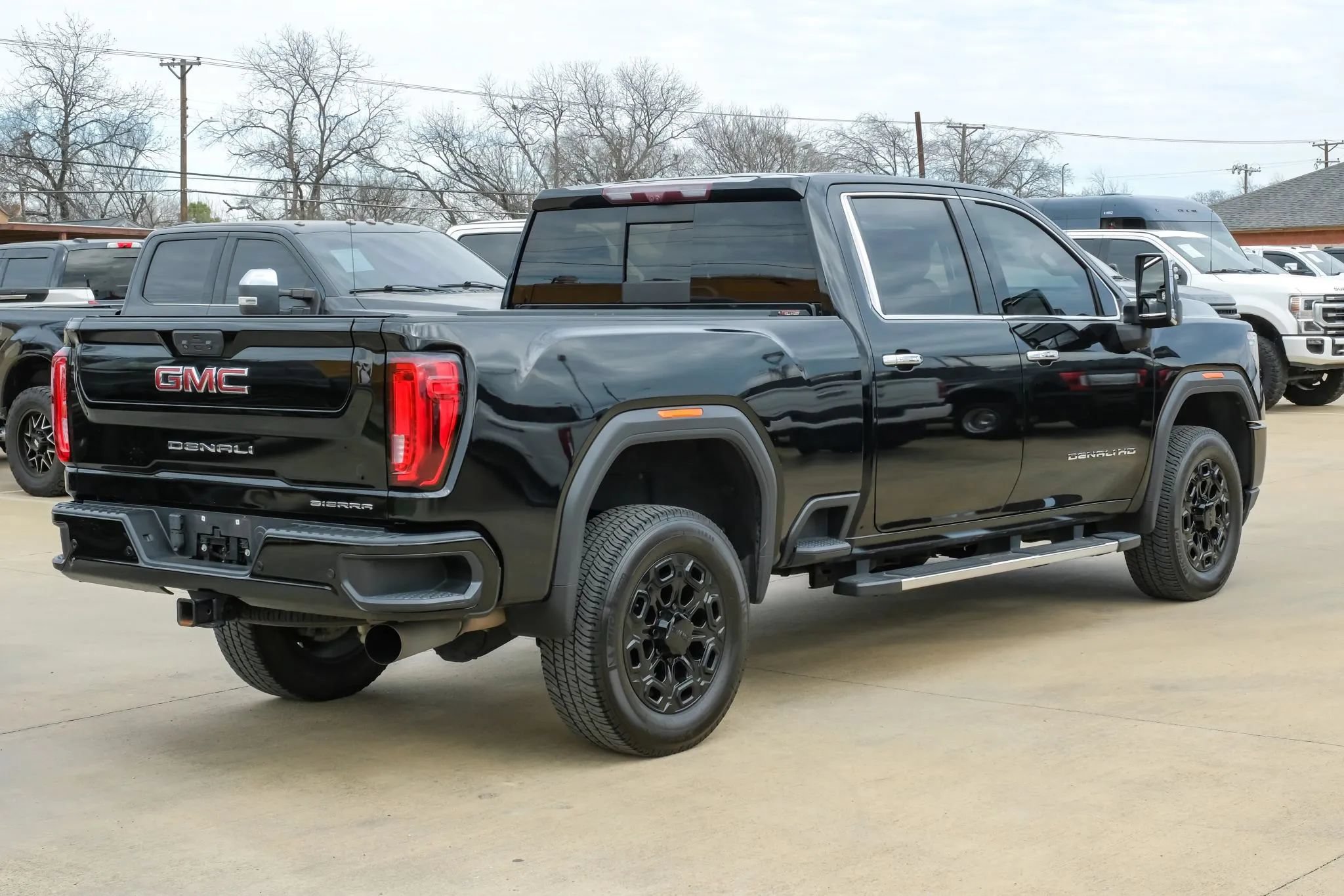 Used 2020 GMC Sierra 2500 Denali w/ Denali Ultimate Package AWD/4WD image 9