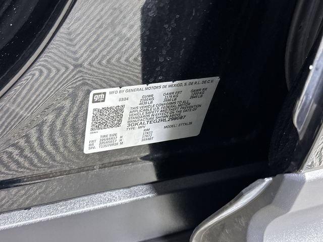 Used 2024 GMC Terrain SLE AWD/4WD image 35