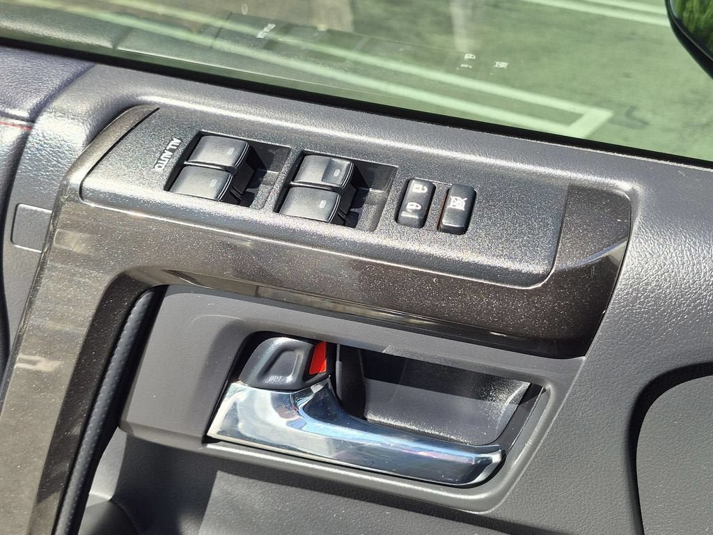 Used 2023 Toyota 4Runner TRD Off-Road Premium w/ Off Road Premium Plus Package AWD/4WD image 28