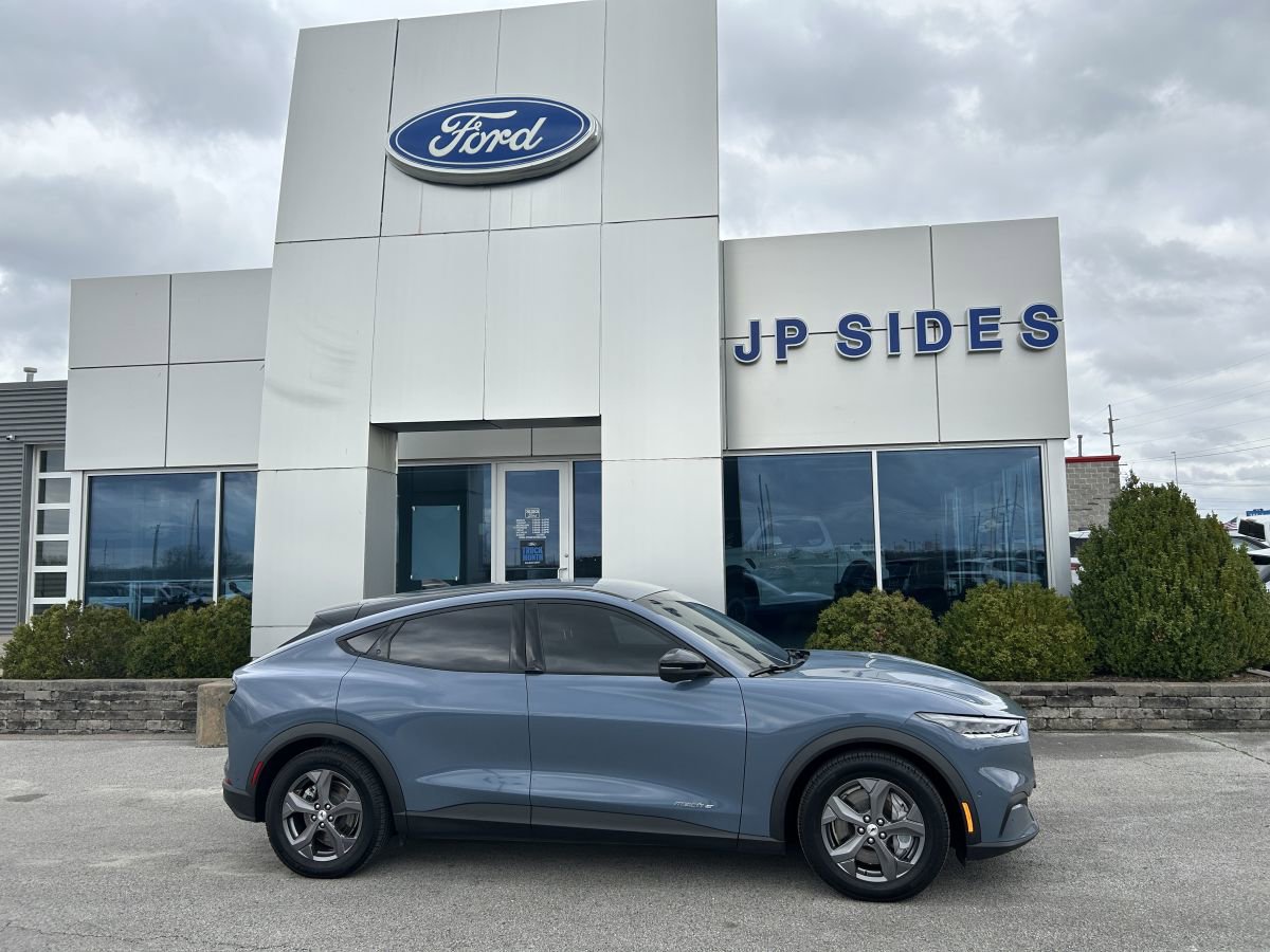 Used 2023 Ford Mustang Mach-E Select image 4