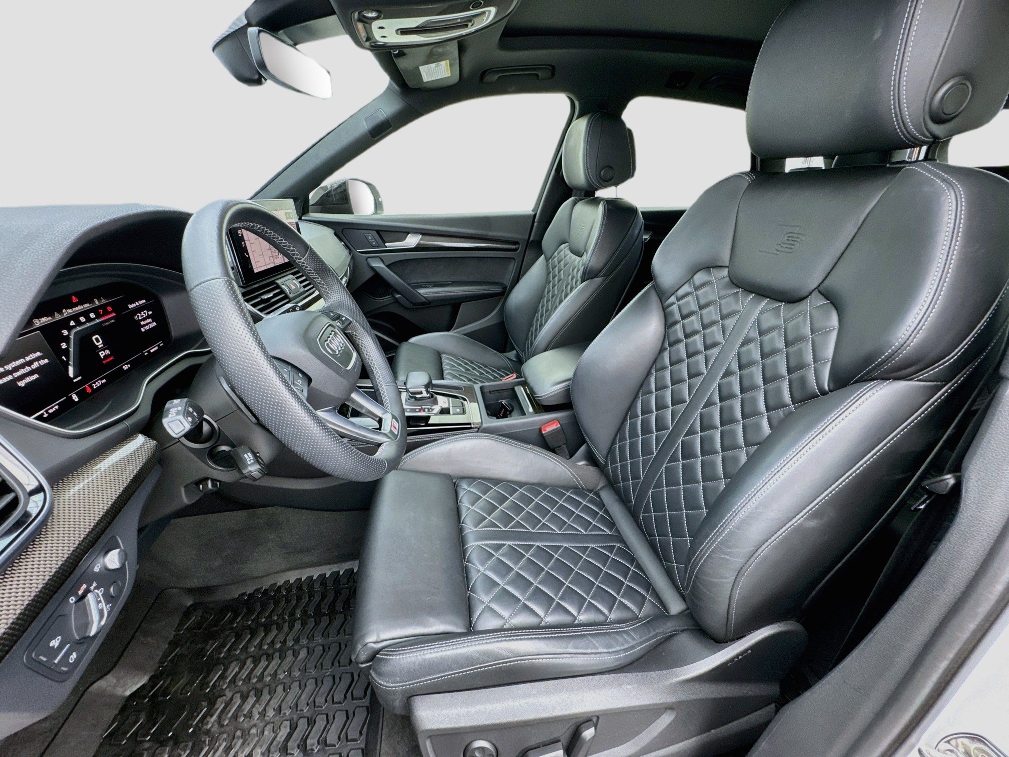 Used 2023 Audi SQ5 Prestige AWD/4WD image 13
