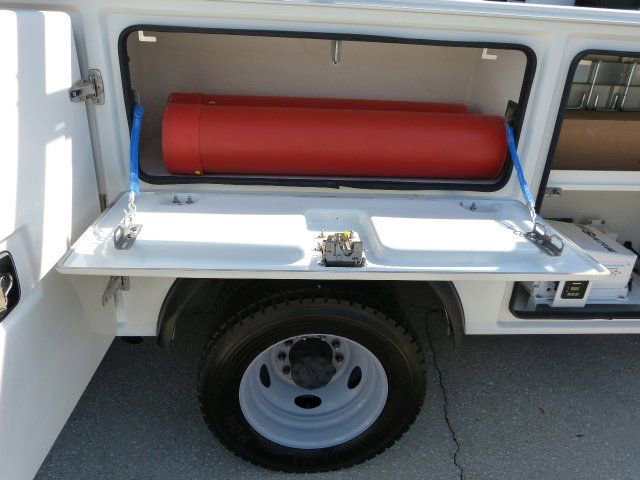 Used 2017 Ford F450 XL w/ Snow Plow Prep Package image 21