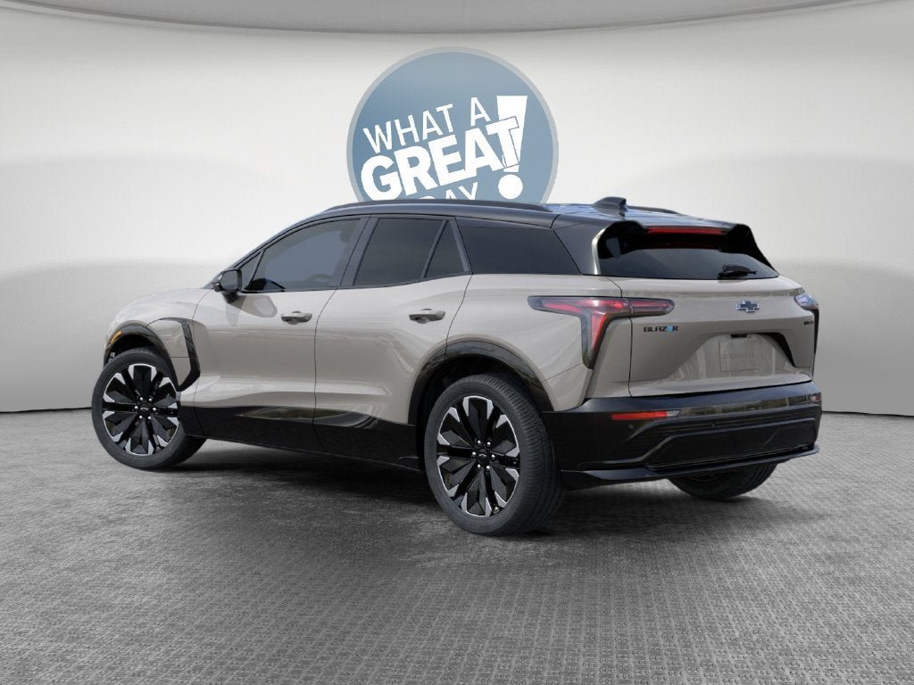 New 2027 Chevrolet Blazer EV RS AWD/4WD image 3