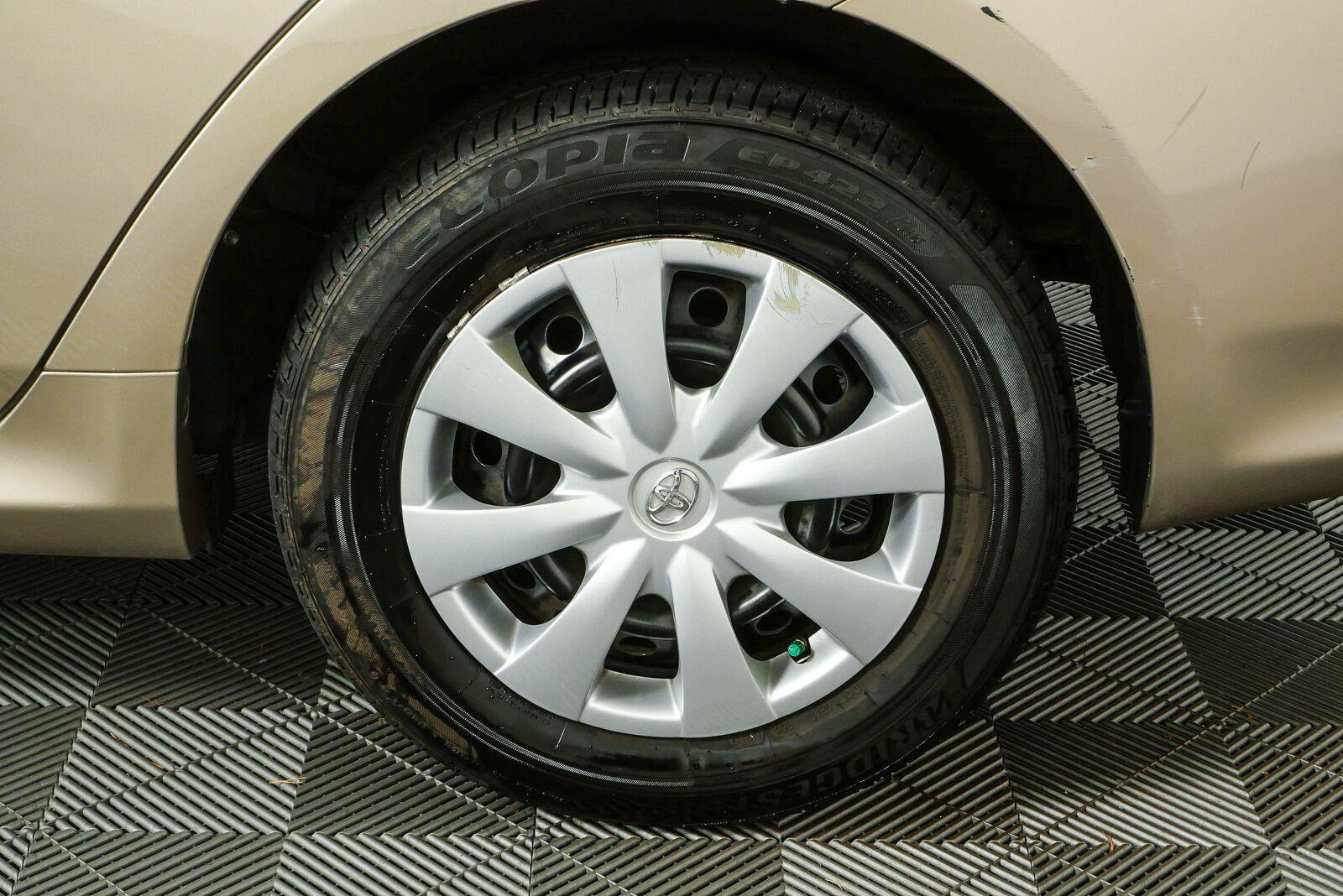 Used 2010 Toyota Corolla LE w/ LE EVP Pkg #1 FWD image 30