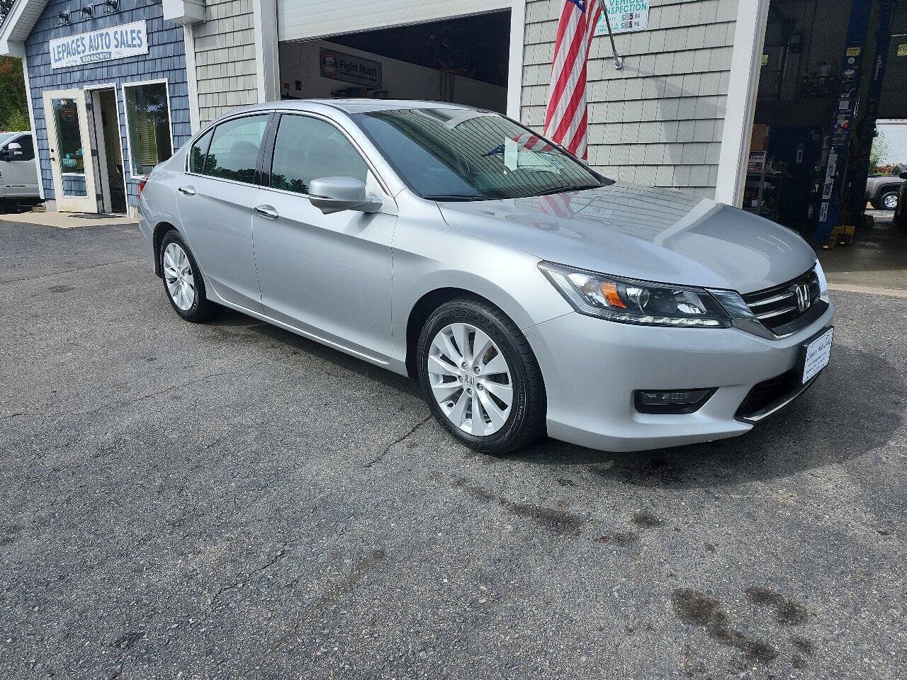 Used 2015 Honda Accord EX-L image 2