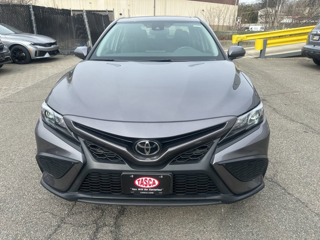 Used 2023 Toyota Camry SE w/ Cold Weather Package image 8