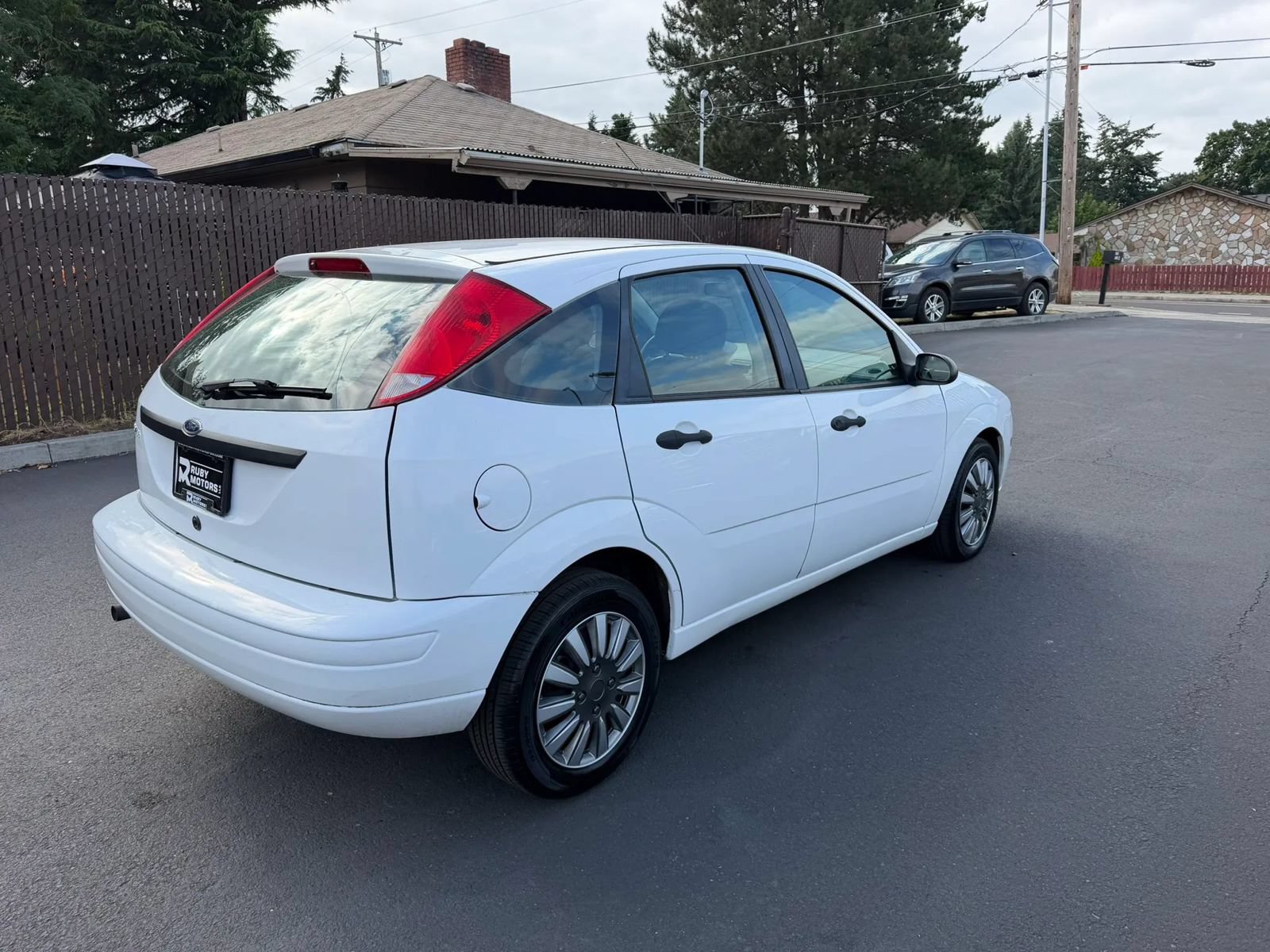 Used 2007 Ford Focus S FWD image 5