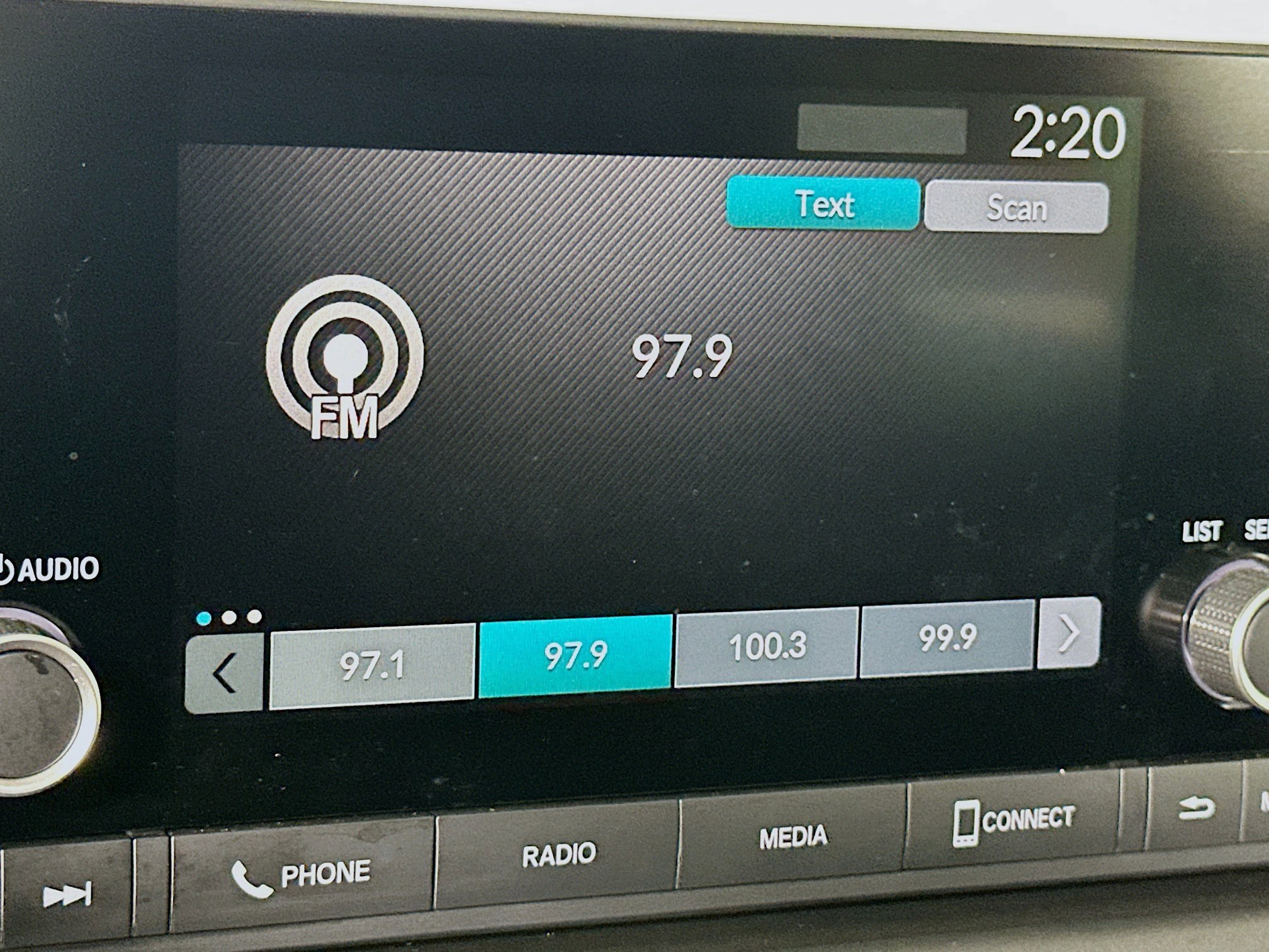 Used 2025 Honda HR-V Sport image 21