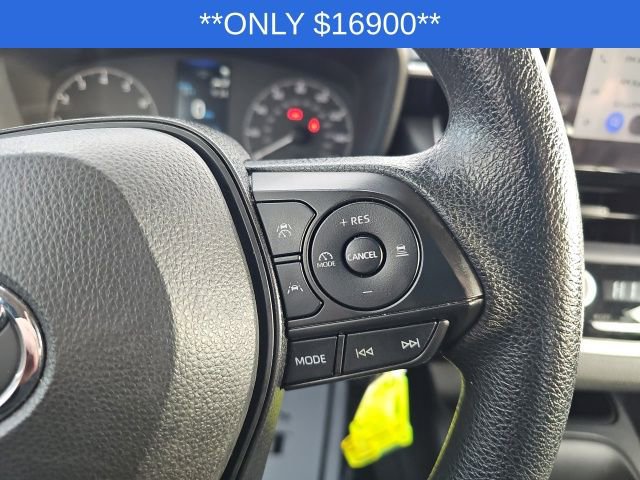 Used 2024 Toyota Corolla LE image 34