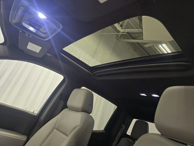 Used 2021 Chevrolet Silverado 1500 LTZ w/ LTZ Premium Package image 6