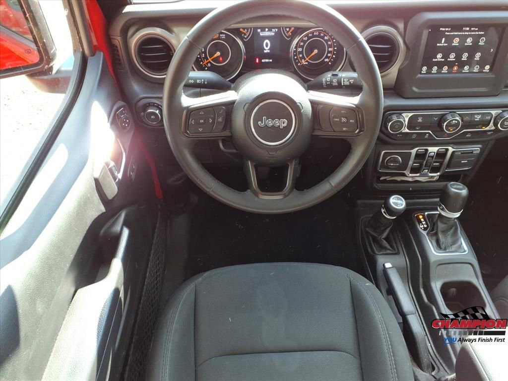 Used 2023 Jeep Wrangler Sport S image 19