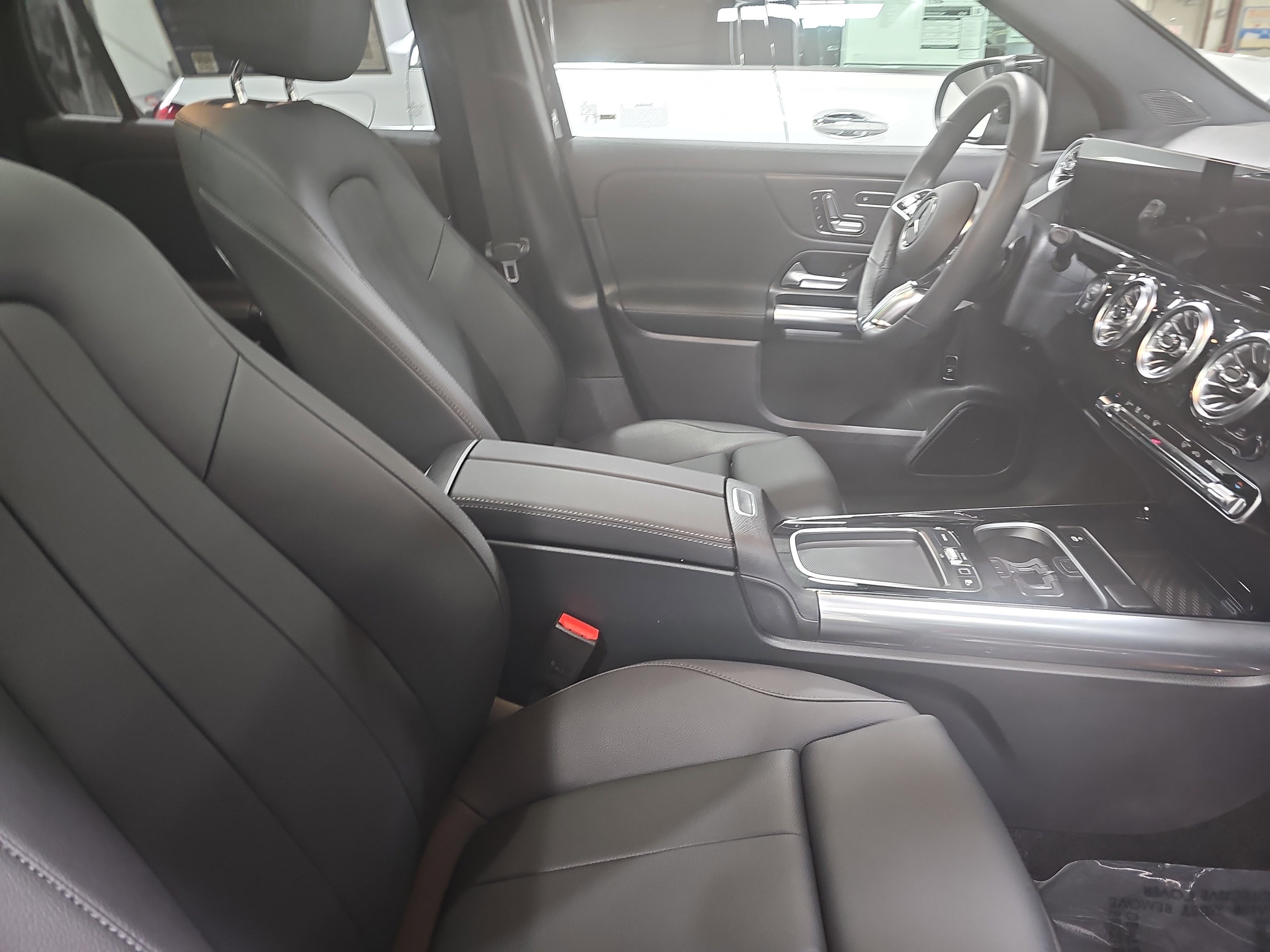 Certified 2026 Mercedes-Benz GLA 250 image 10