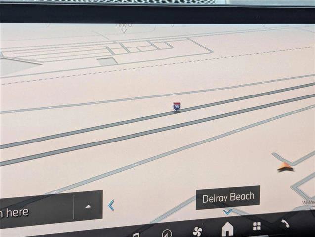 Used 2025 BMW 330i Sedan w/ Premium Package image 13