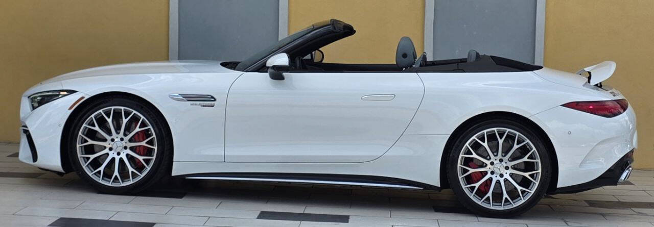 Used 2022 Mercedes-Benz SL 55 AMG 4MATIC image 17