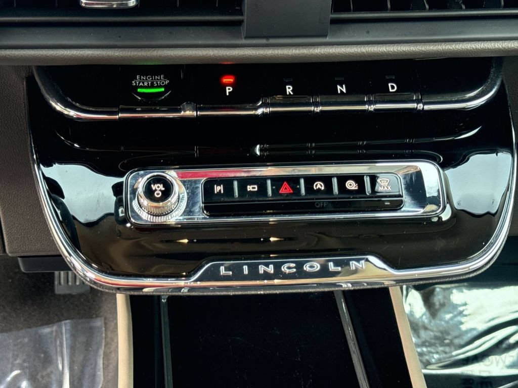 Certified 2024 Lincoln Corsair AWD w/ Equipment Group 101A image 22