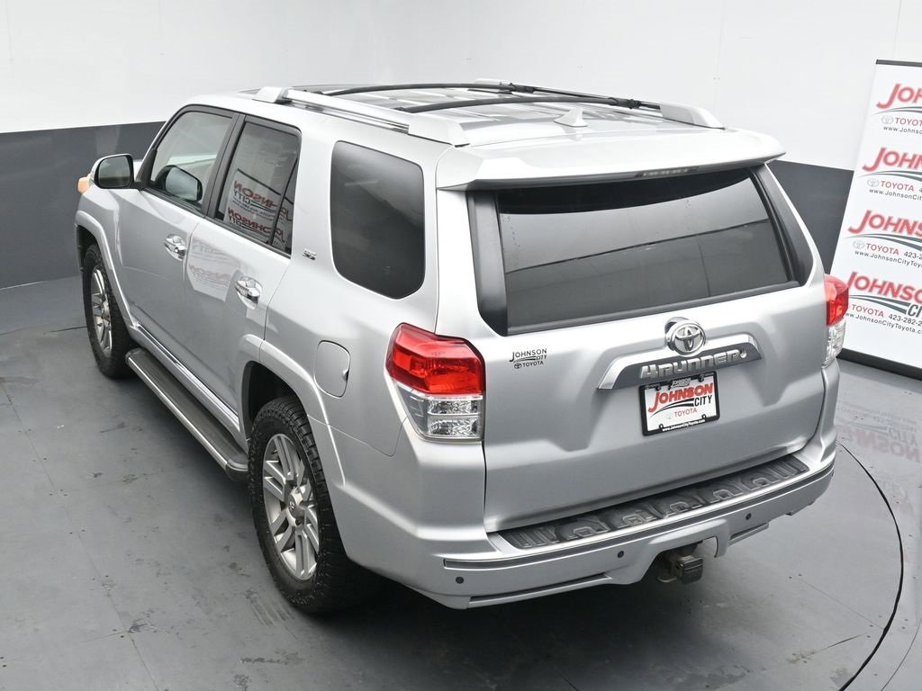 Used 2011 Toyota 4Runner SR5 w/ Convenience Pkg image 31