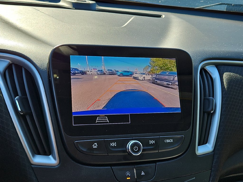 Used 2023 Chevrolet Malibu LT FWD image 32