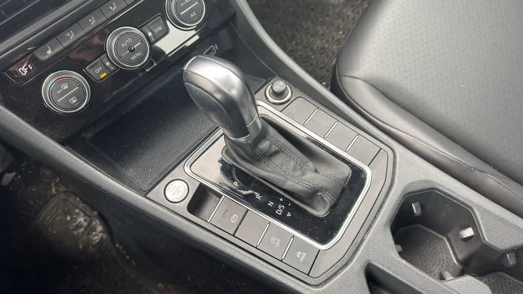 Used 2019 Volkswagen Jetta SEL FWD image 23
