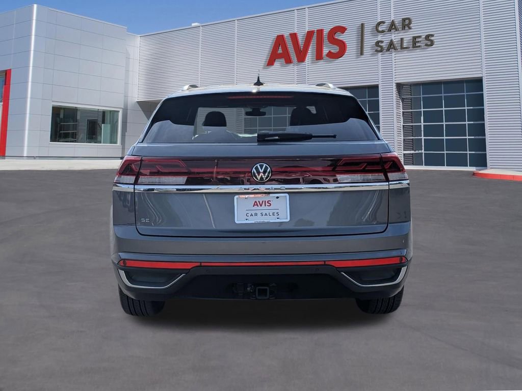 Used 2025 Volkswagen Atlas Cross Sport SE FWD image 5