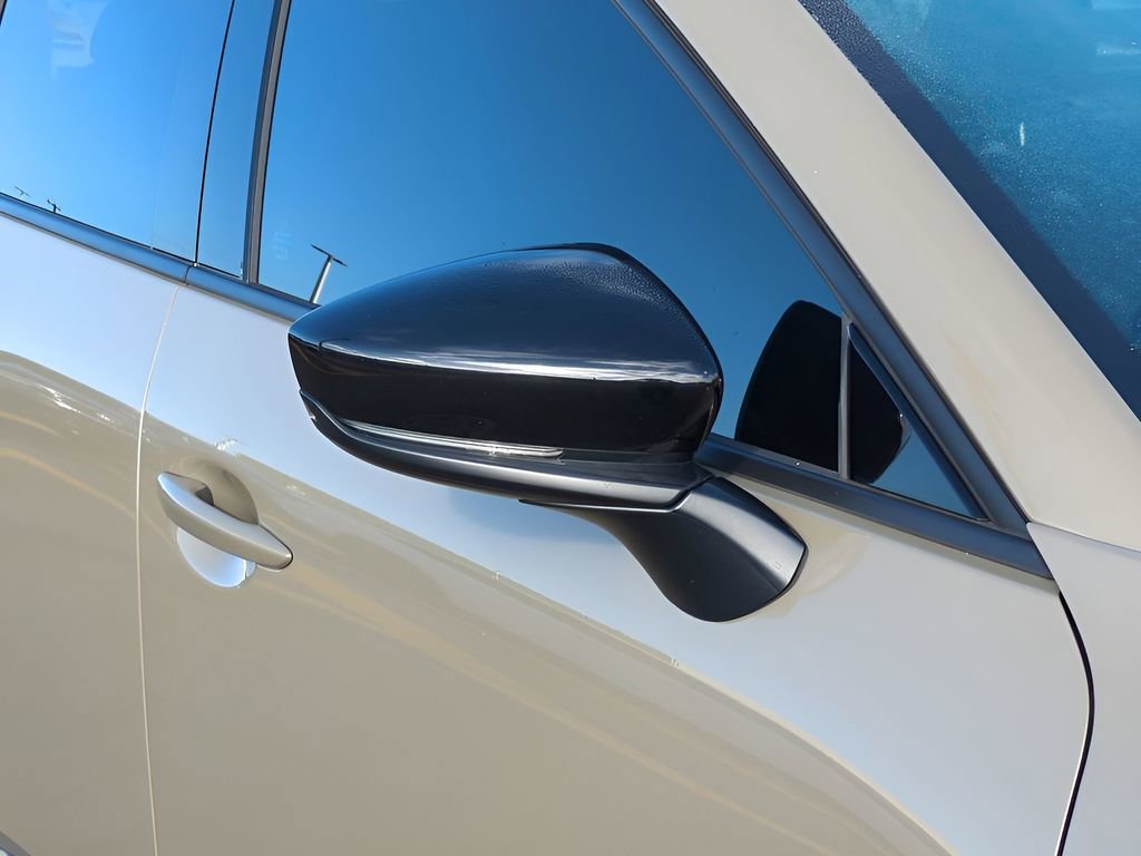 Used 2024 MAZDA CX-50 AWD 2.5 Turbo image 11