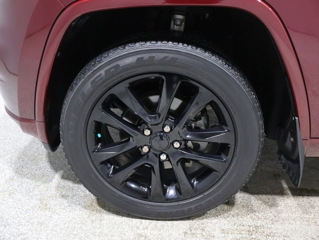 Certified 2020 Jeep Grand Cherokee Altitude AWD/4WD image 9