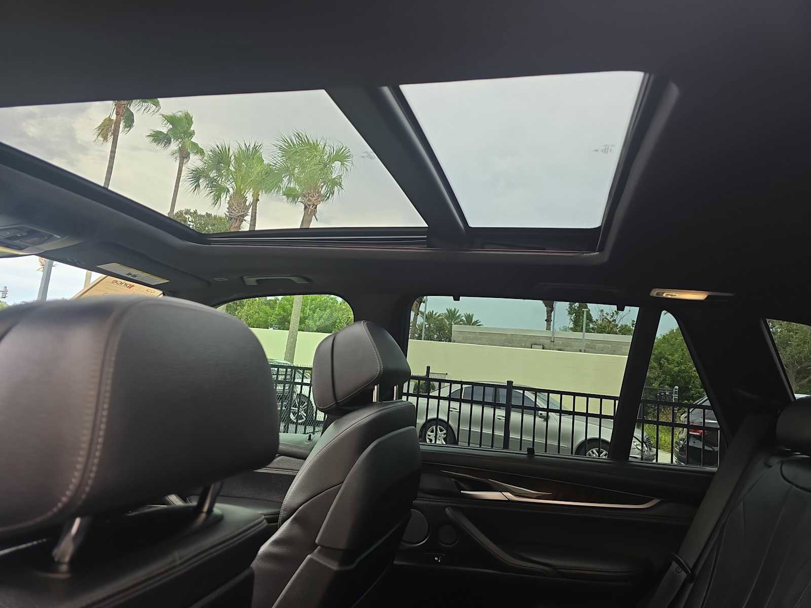 Used 2017 BMW X5 xDrive50i image 29