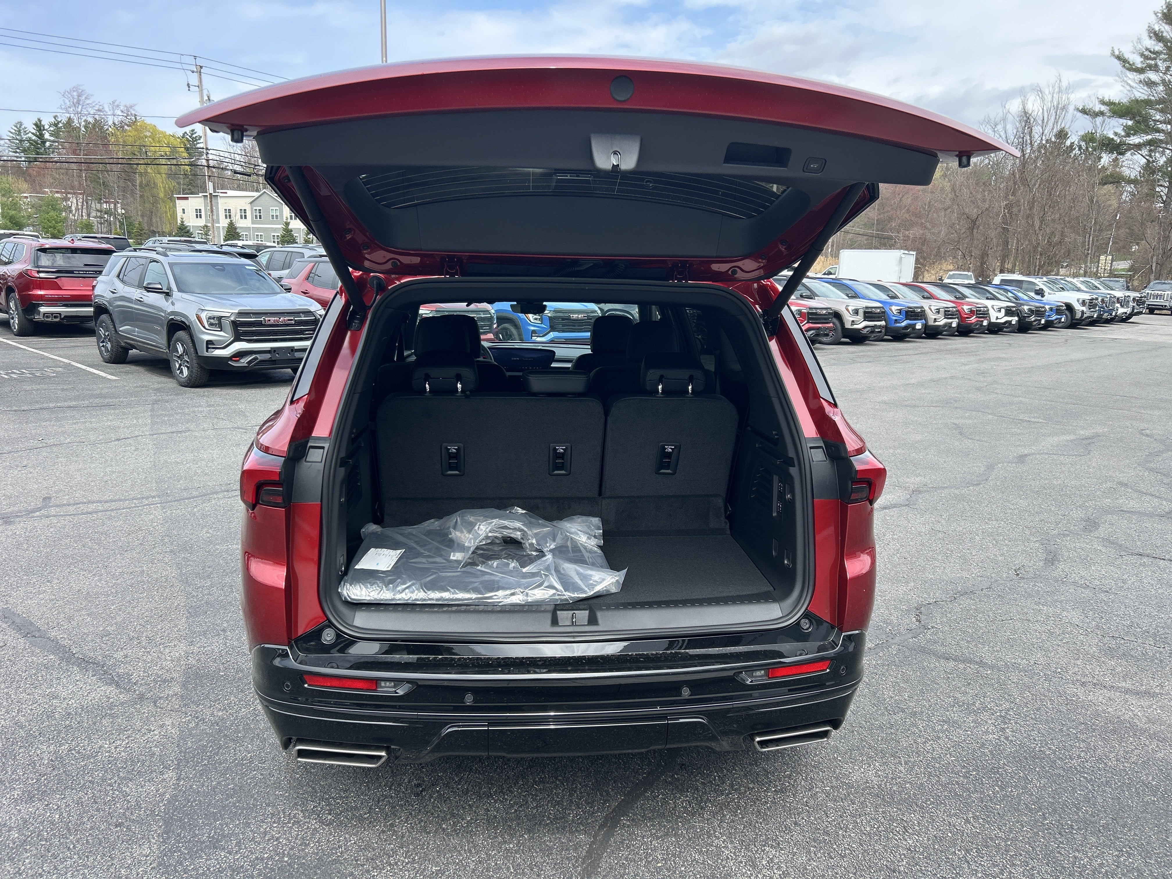 New 2026 Buick Enclave Sport Touring w/ Power Package FWD image 9