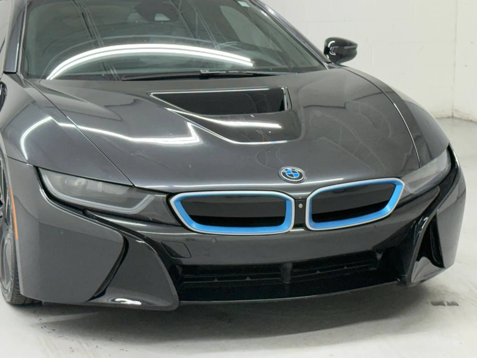 Used 2016 BMW i8 AWD/4WD image 27