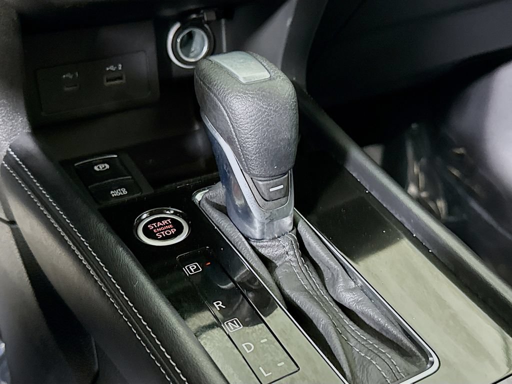 Certified 2021 Nissan Kicks SV FWD image 10