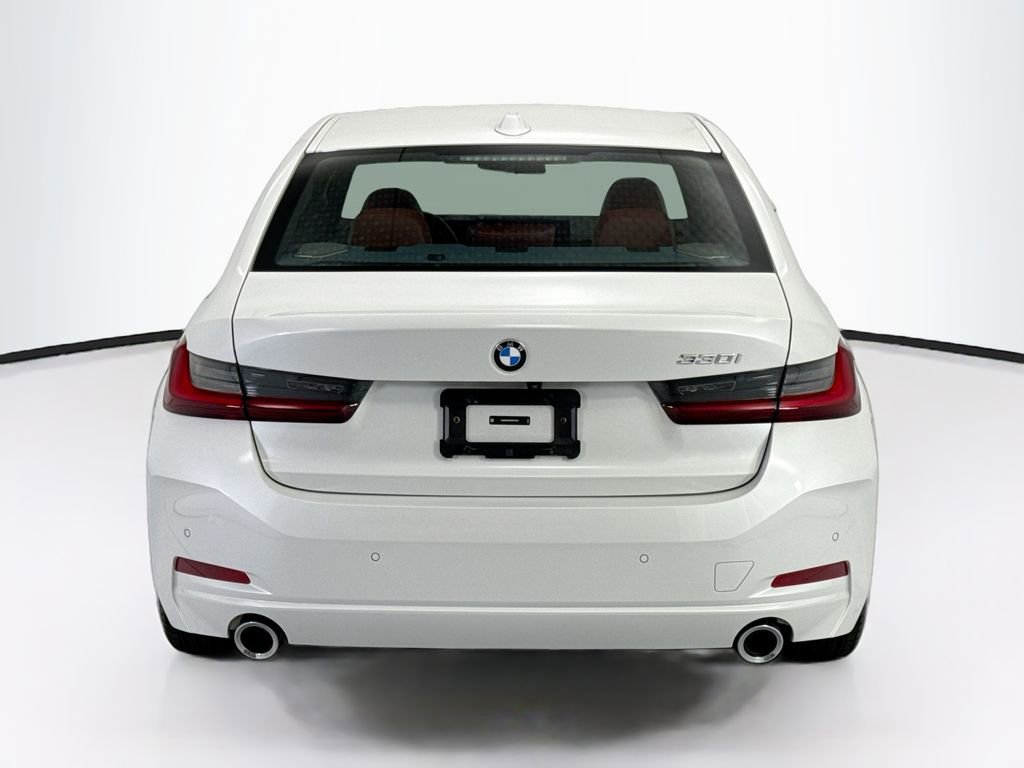 Used 2025 BMW 330i Sedan w/ Premium Package RWD image 6