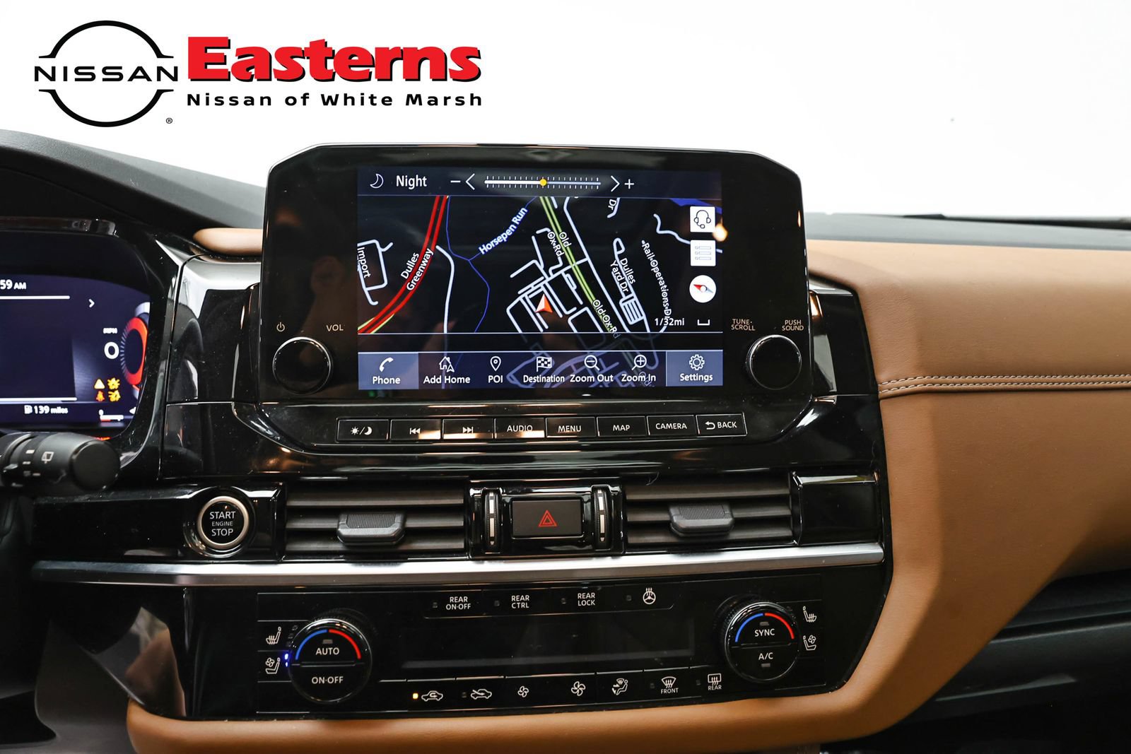 Used 2023 Nissan Pathfinder Platinum w/ Cargo Package AWD/4WD image 12