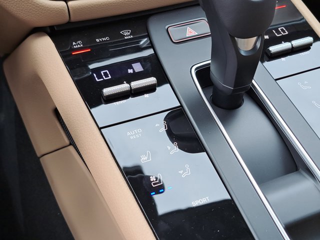 New 2026 Porsche Macan image 33