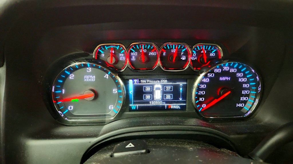 Used 2020 Chevrolet Suburban LT AWD/4WD image 14