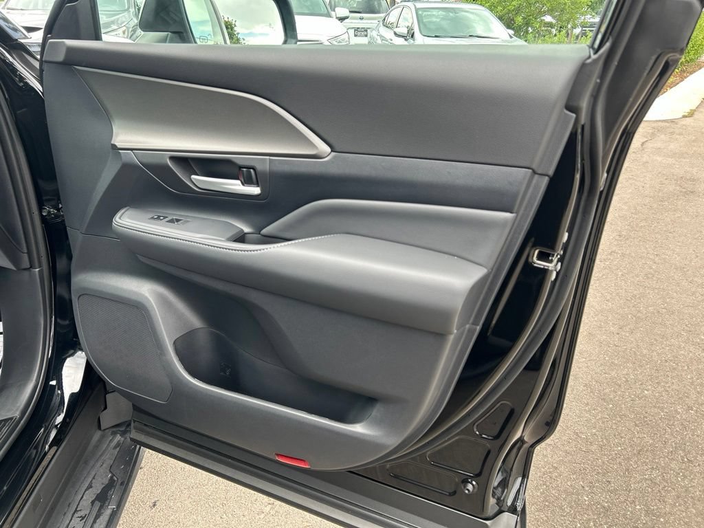Used 2026 Toyota Grand Highlander FWD image 10
