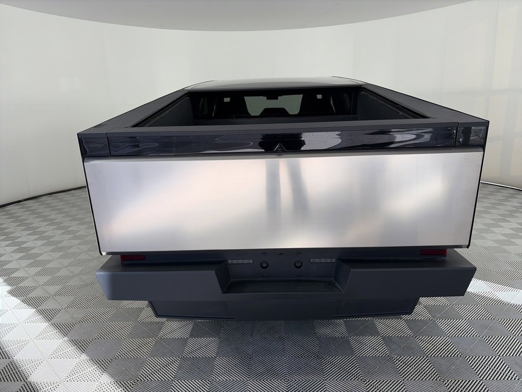 Used 2025 Tesla Cybertruck AWD Crew Cab image 6