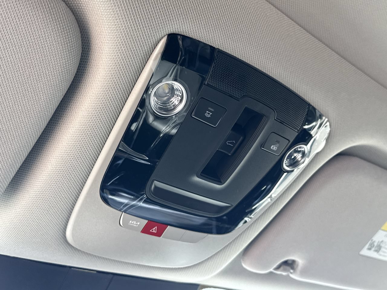 New 2026 Kia Sorento S w/ S Panoramic Sunroof Package FWD image 19
