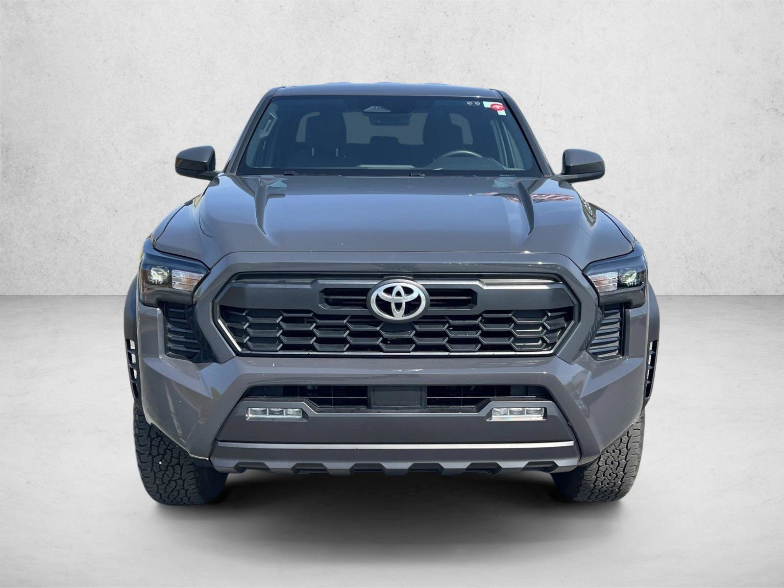 Used 2025 Toyota Tacoma TRD Off-Road AWD/4WD image 2