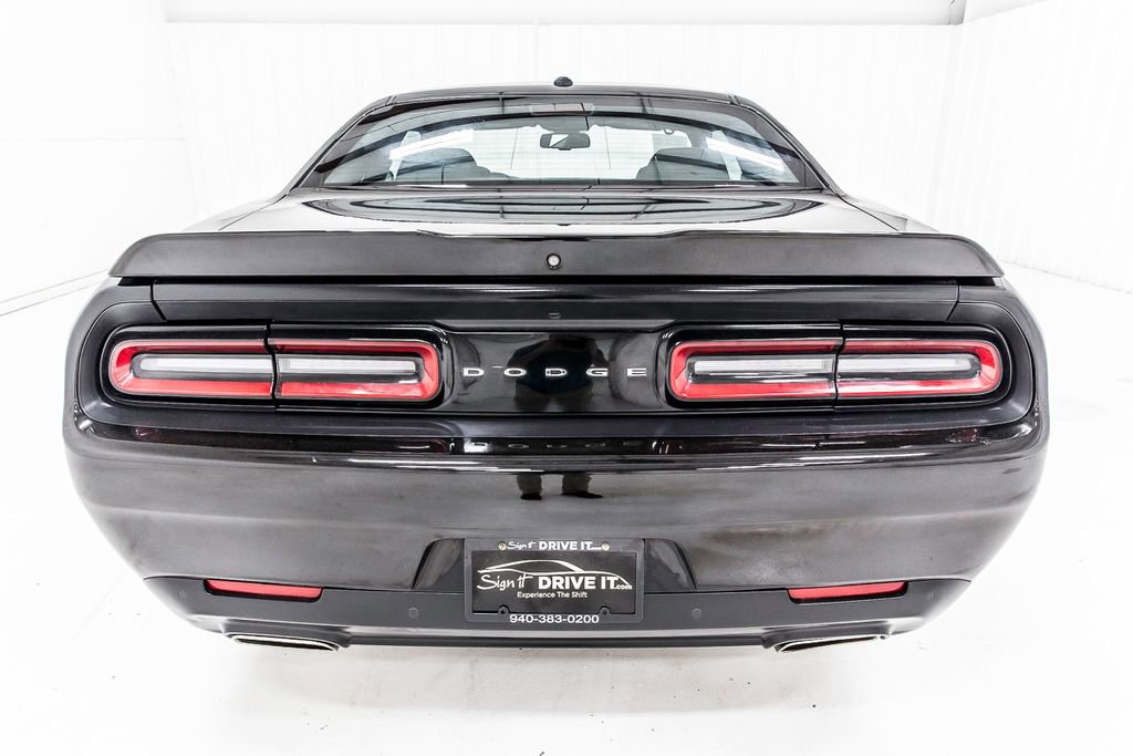 Used 2022 Dodge Challenger GT image 7