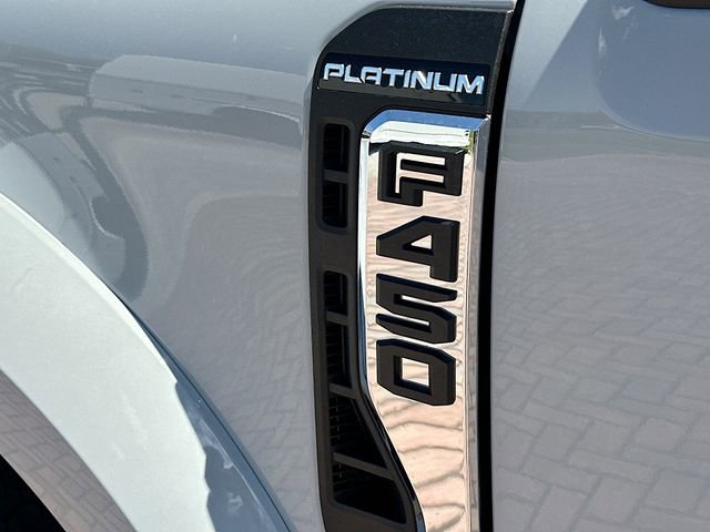 New 2026 Ford F450 Platinum image 19