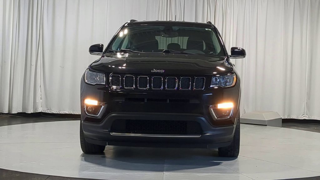 Used 2019 Jeep Compass Limited AWD/4WD image 4