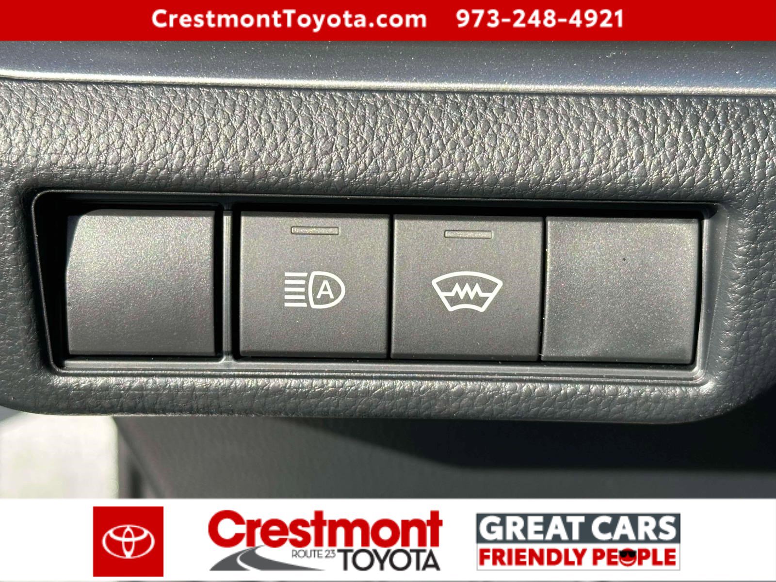 Certified 2024 Toyota Prius LE image 15