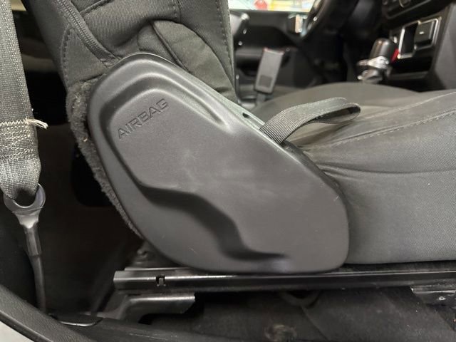 Used 2019 Jeep Wrangler Sport image 46