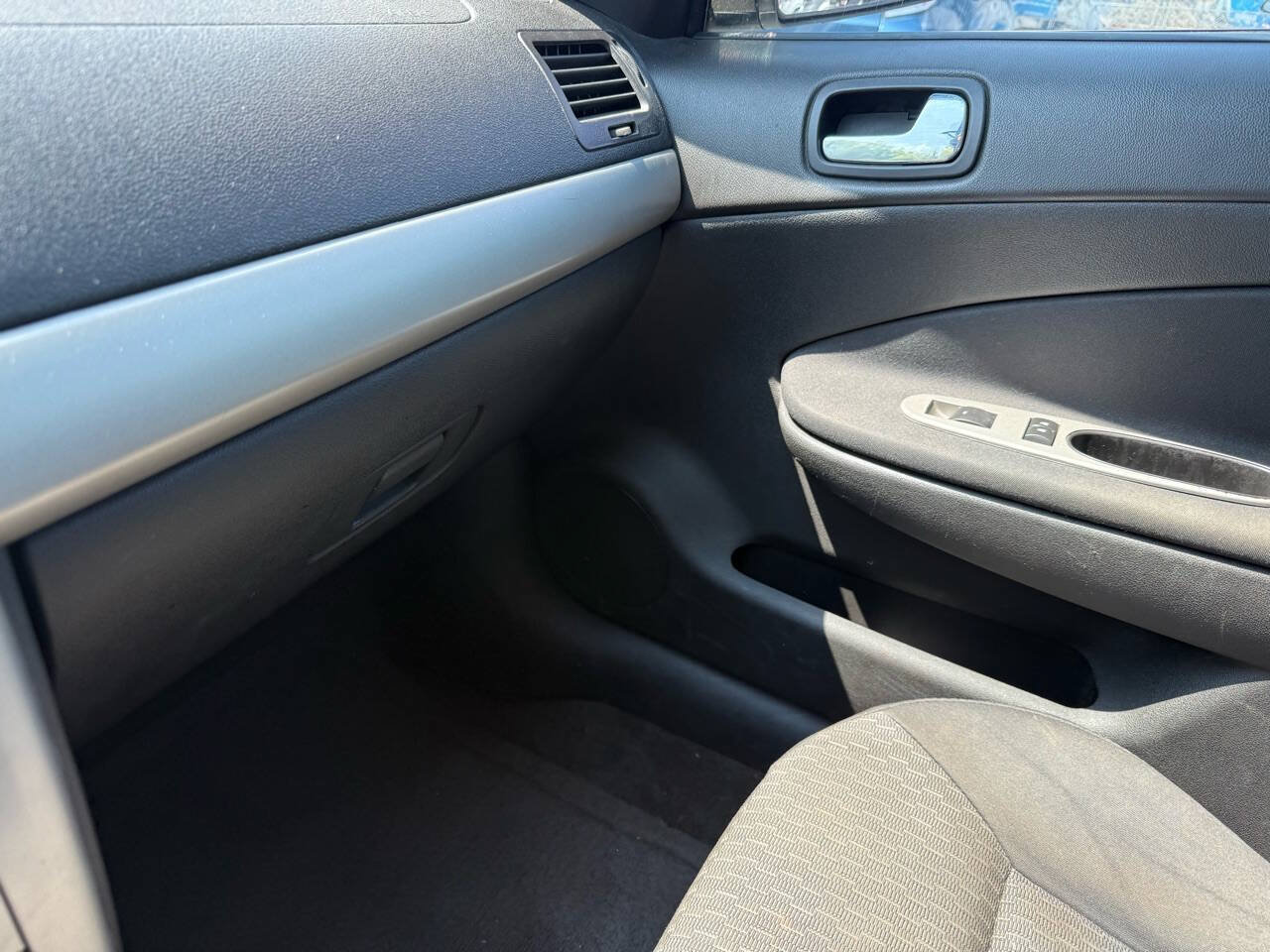 Used 2008 Chevrolet Cobalt LT w/ Revolution Edition Package FWD image 23