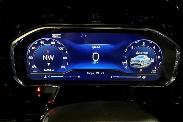 Certified 2024 Chevrolet Silverado 1500 High Country w/ Technology Package image 24