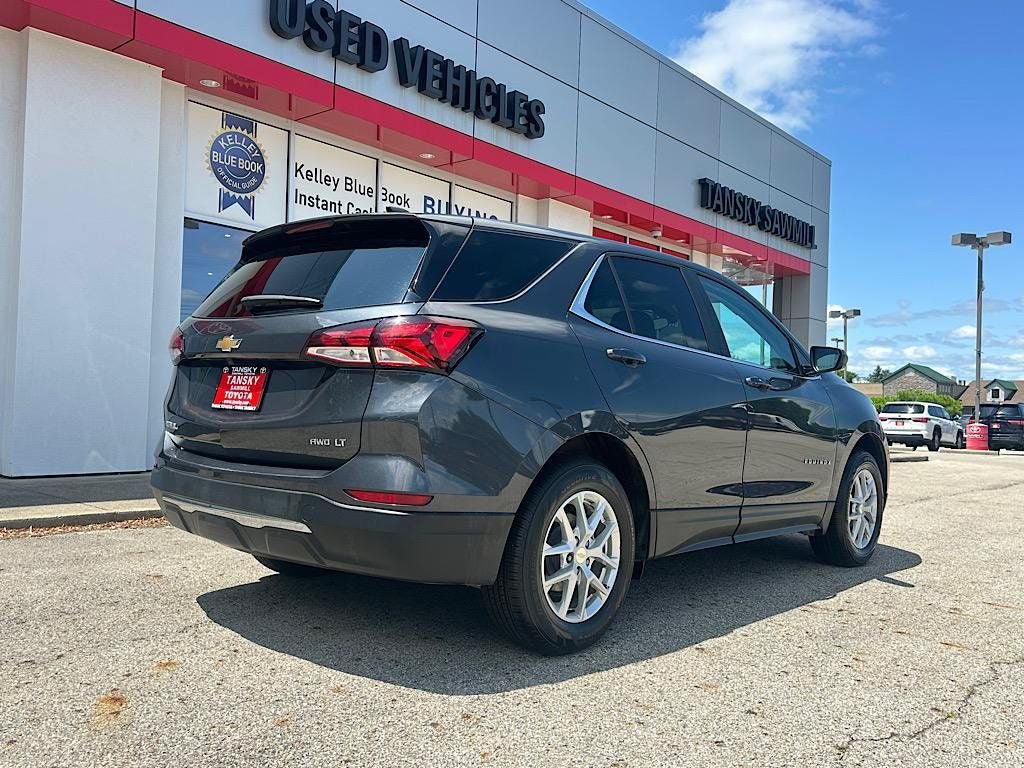 Used 2023 Chevrolet Equinox LT AWD/4WD image 7