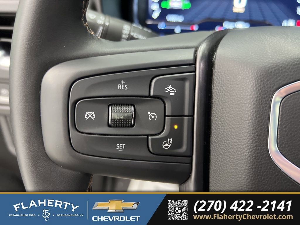 Used 2024 GMC Yukon XL AT4 w/ Technology Package image 24