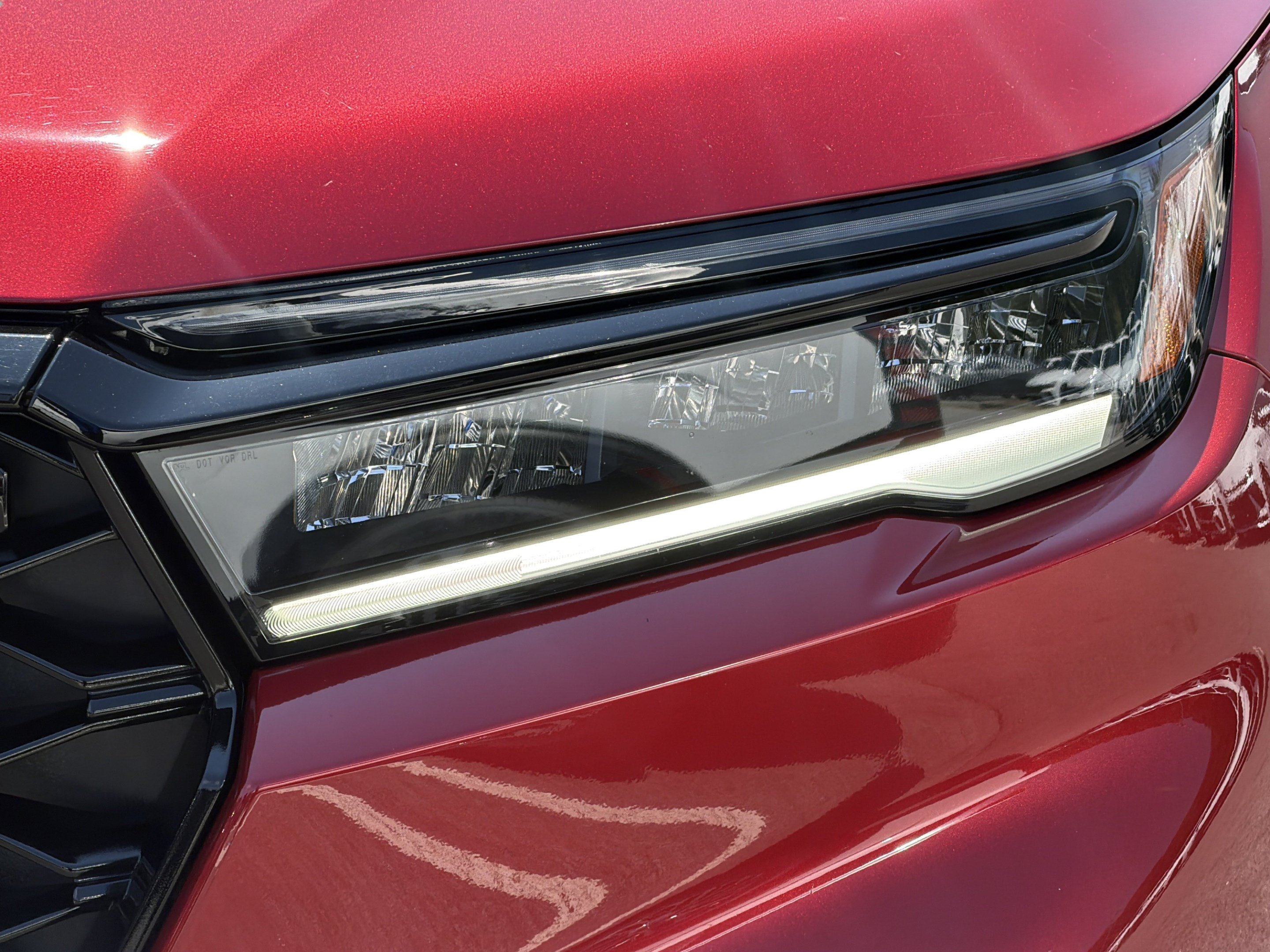 Used 2025 Honda Pilot TrailSport image 38