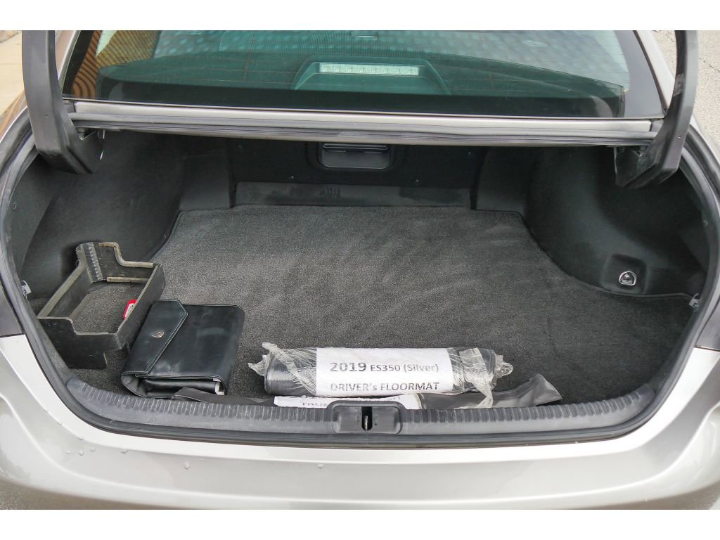 Used 2019 Lexus ES 350 image 29