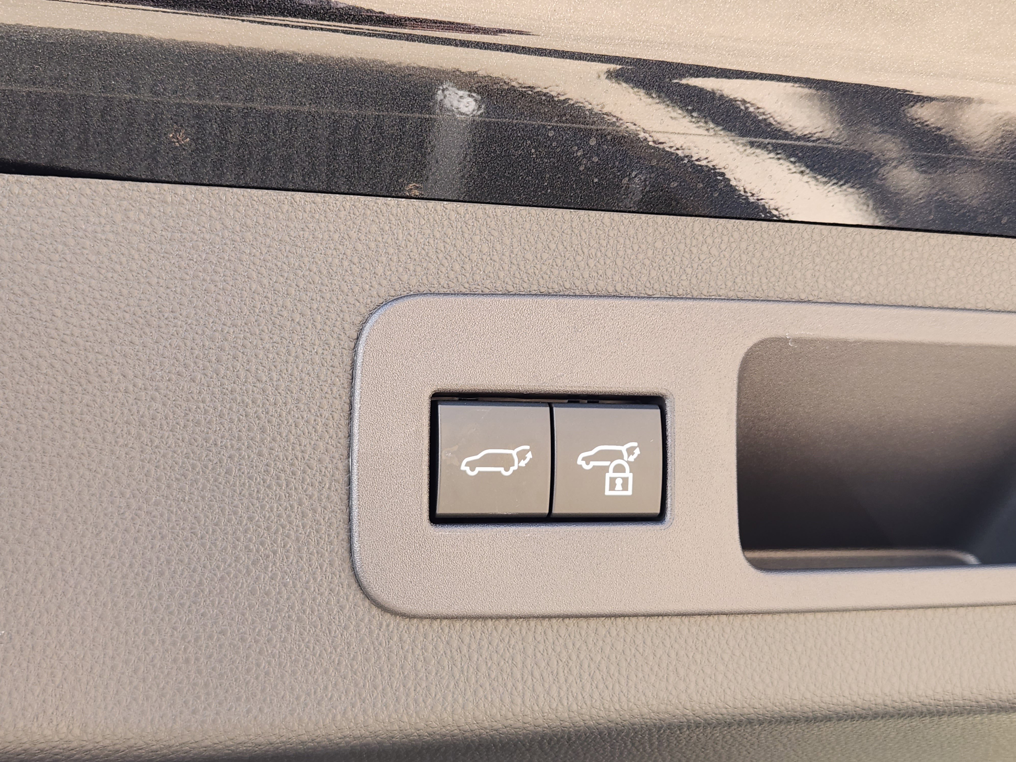 New 2025 Lexus LX 600 4WD w/ Luxury Package image 23